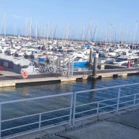 Boat Botel Lissabon